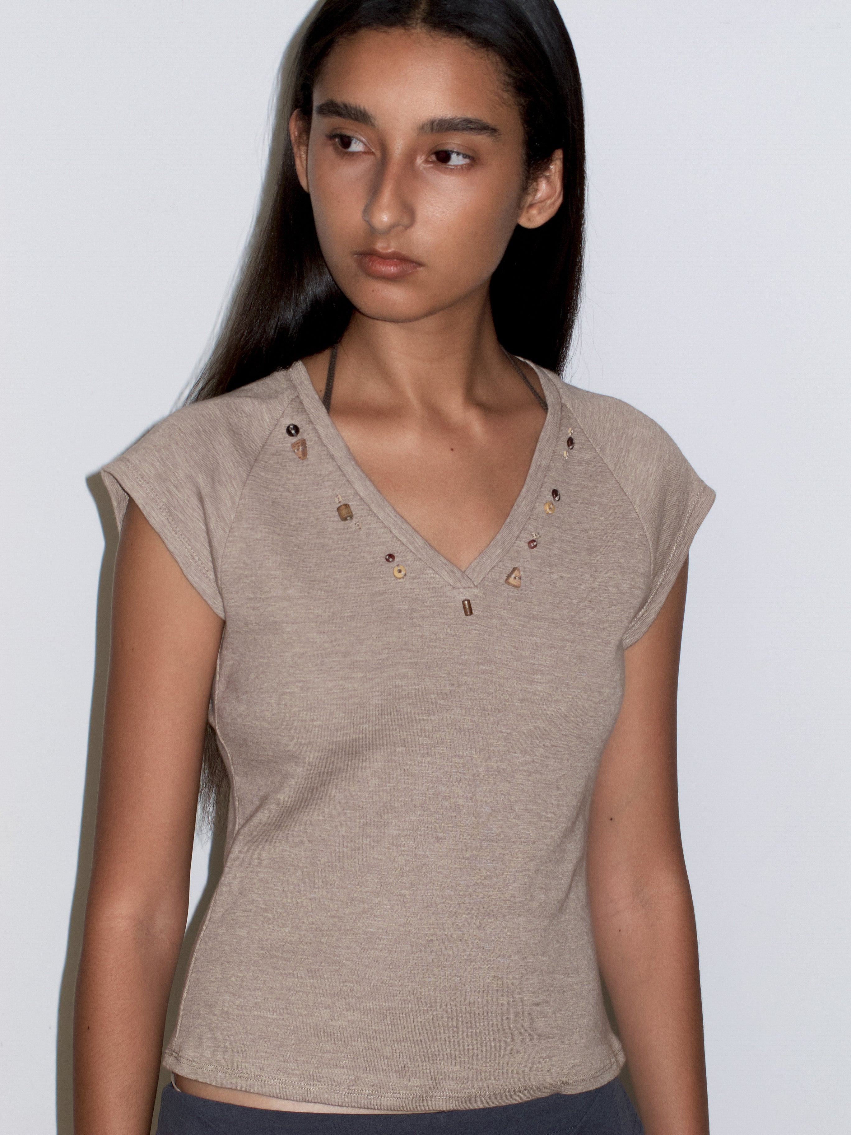beige