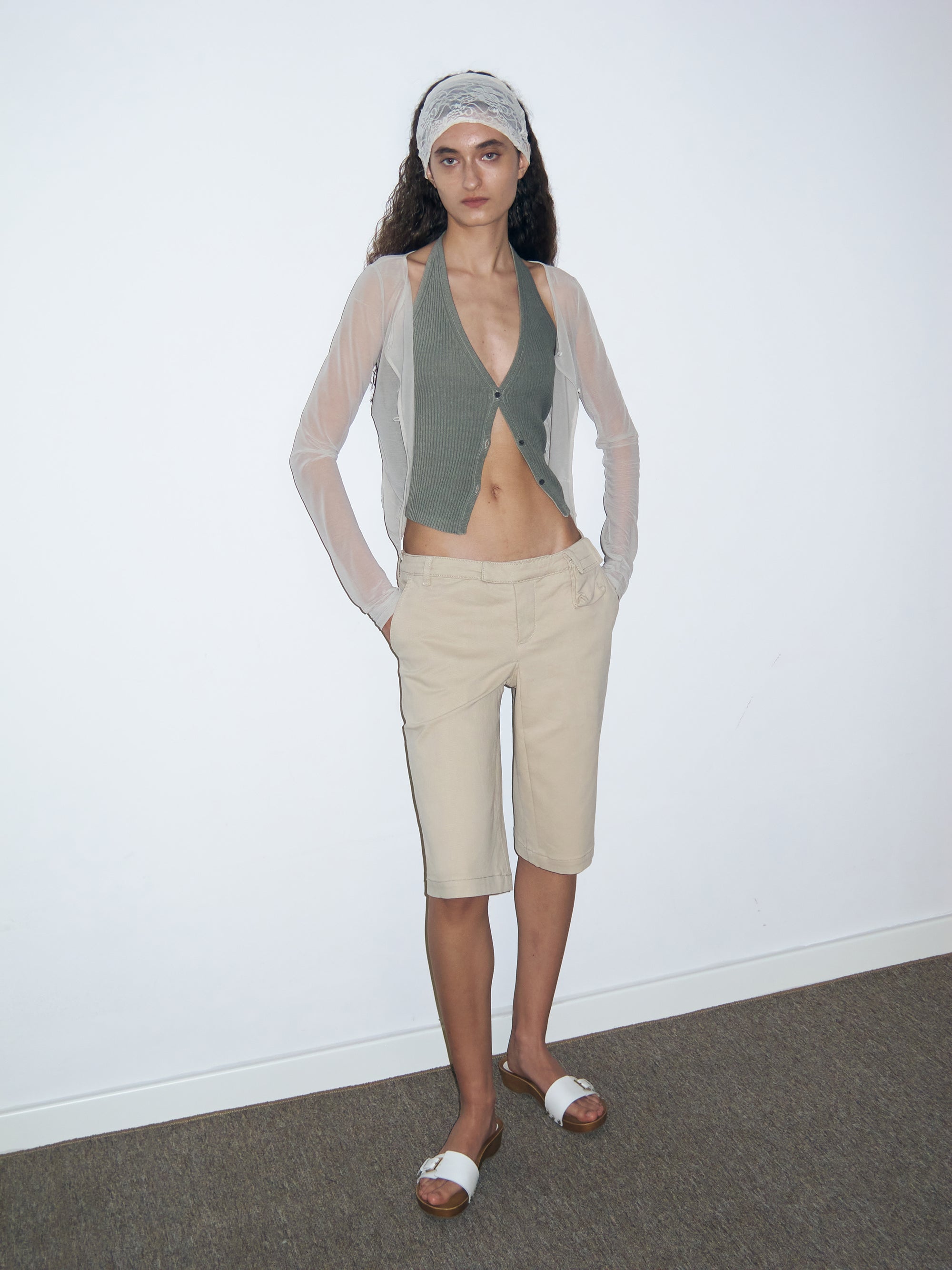 beige
